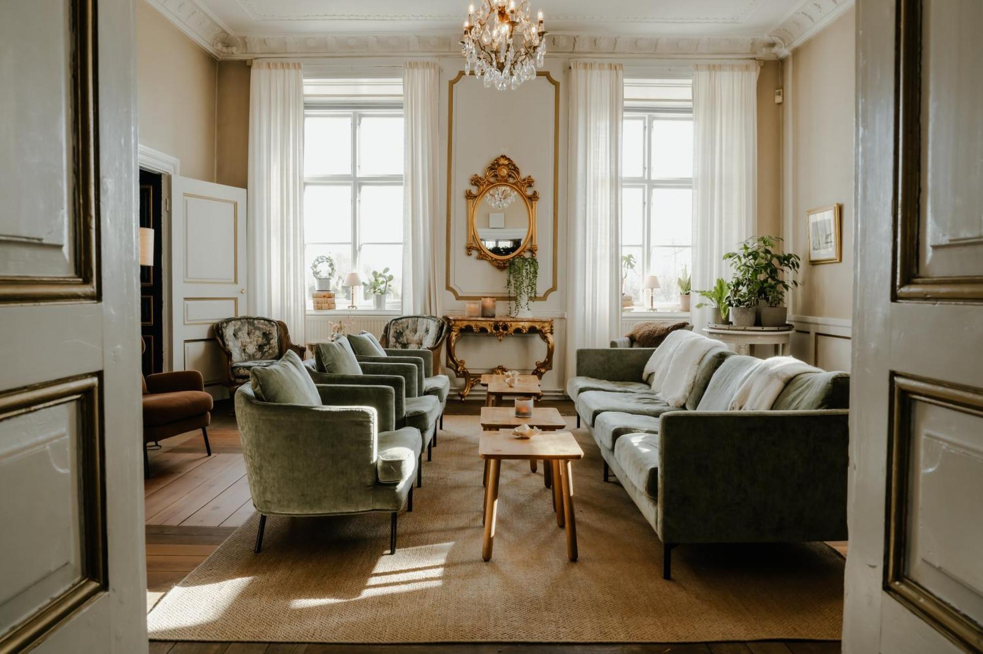 Hotel Haga Slott Enköping Esterno foto