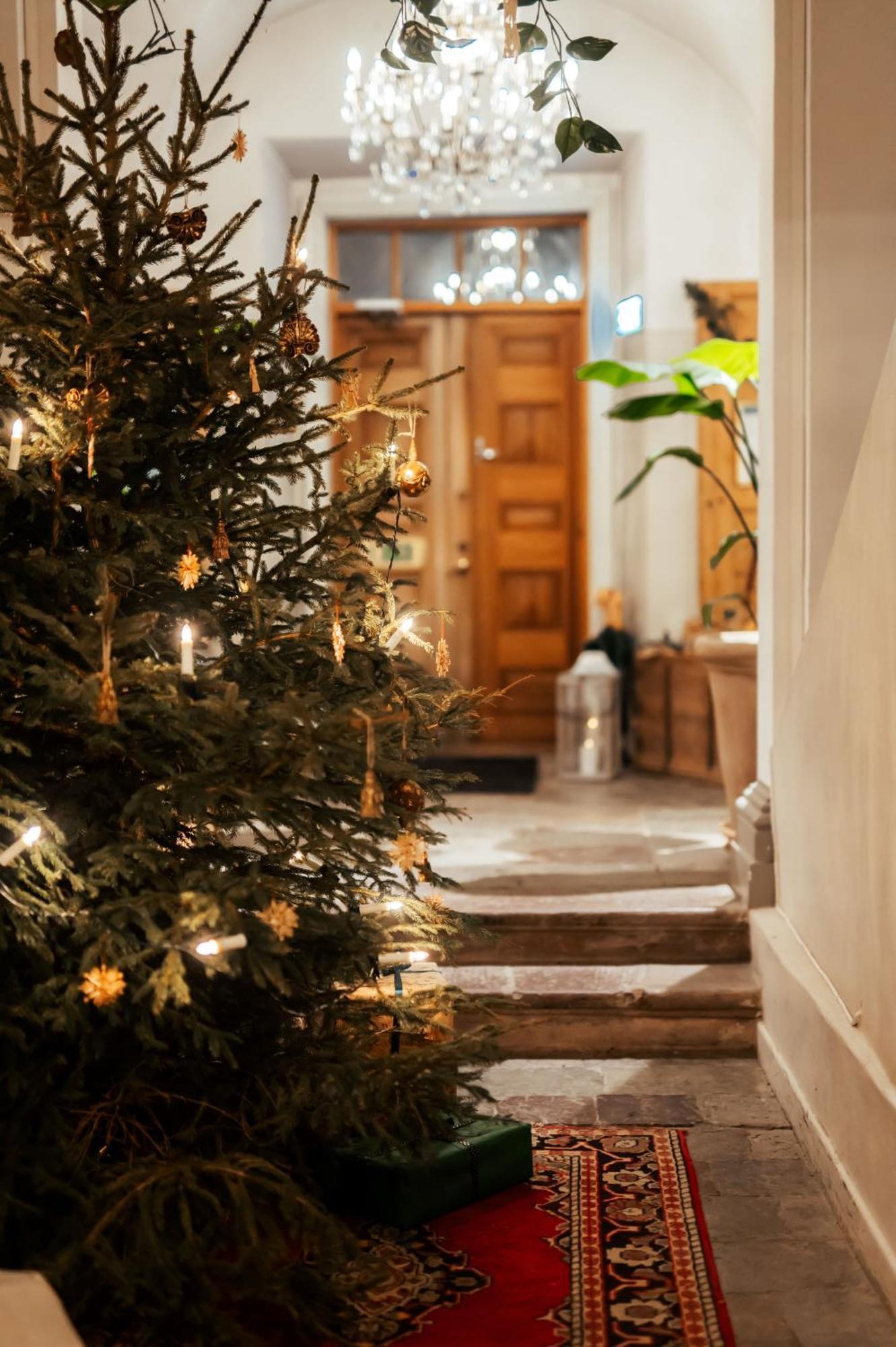 Hotel Haga Slott Enköping Esterno foto