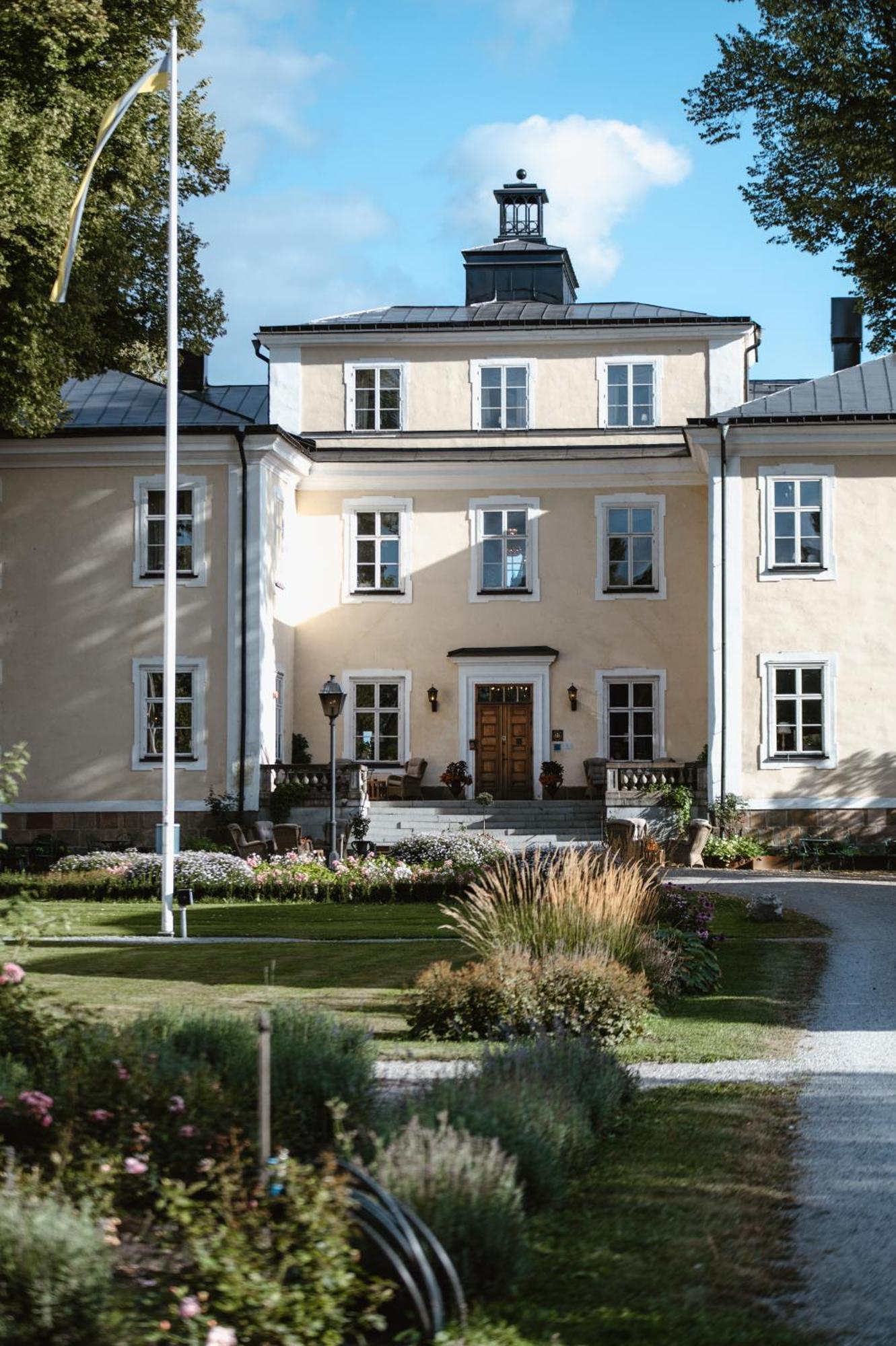 Hotel Haga Slott Enköping Esterno foto